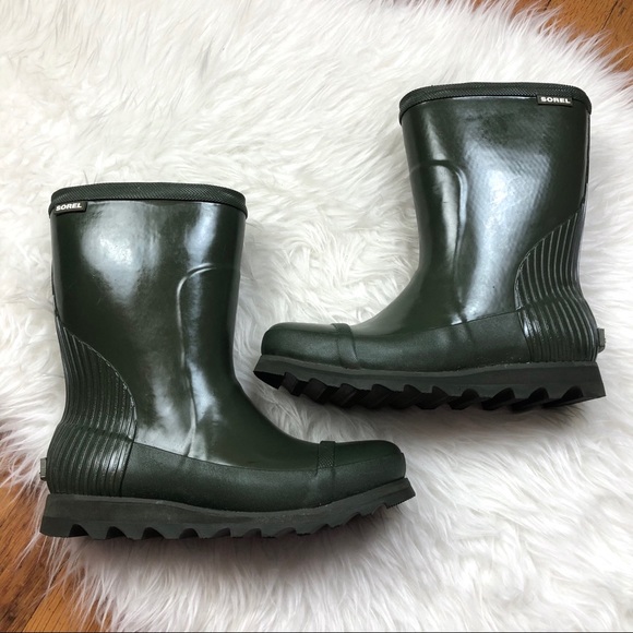 sorel joan rain short